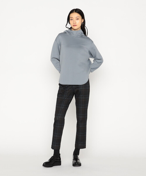 Gabardine K.T(ギャバジンケーティー)の「レーヨンミックスダンボール フーディプルオーバー(Tシャツ/カットソー・レディース・チャコール/ライトベージュ/グレー系その他・9号/7号)」の5枚目の写真