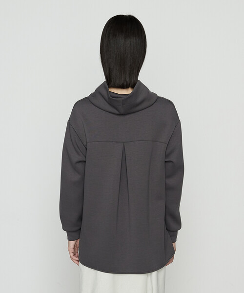 Gabardine K.T(ギャバジンケーティー)の「レーヨンミックスダンボール フーディプルオーバー(Tシャツ/カットソー・レディース・チャコール/ライトベージュ/グレー系その他・9号/7号)」の11枚目の写真
