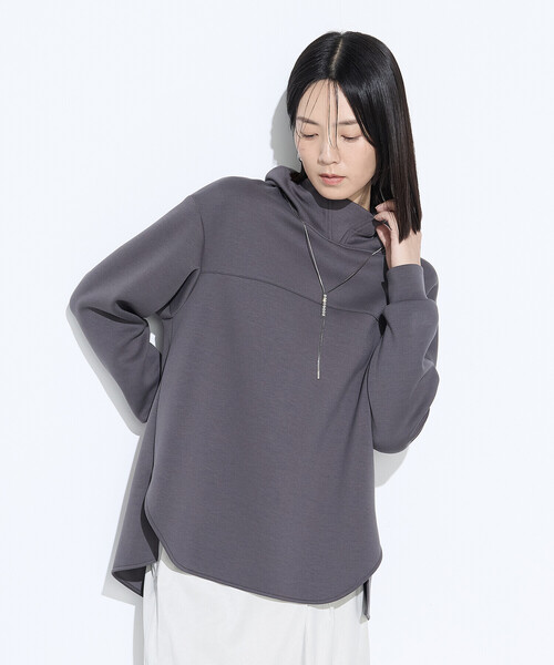 Gabardine K.T(ギャバジンケーティー)の「レーヨンミックスダンボール フーディプルオーバー(Tシャツ/カットソー・レディース・チャコール/ライトベージュ/グレー系その他・9号/7号)」の20枚目の写真