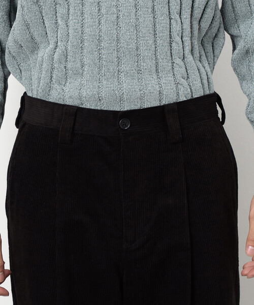 COMME CA ISM（コムサイズム）の「コーデュロイ ワンタック ワイド テーパードパンツ（その他パンツ・メンズ・ダークブラウン/ブラック・M/S/L）」の16枚目の写真