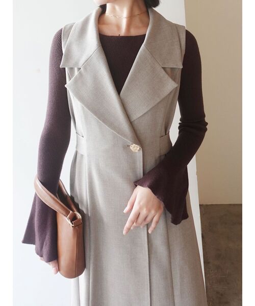 LAGUNAMOON（ラグナムーン）の「メタルボタンテーラードジャンパースカート（ワンピース・レディース・ブラウン/ライトグレー/ブラック/ベージュ/チャコールグレー/ネイビー・MEDIUM/SMALL）」の20枚目の写真