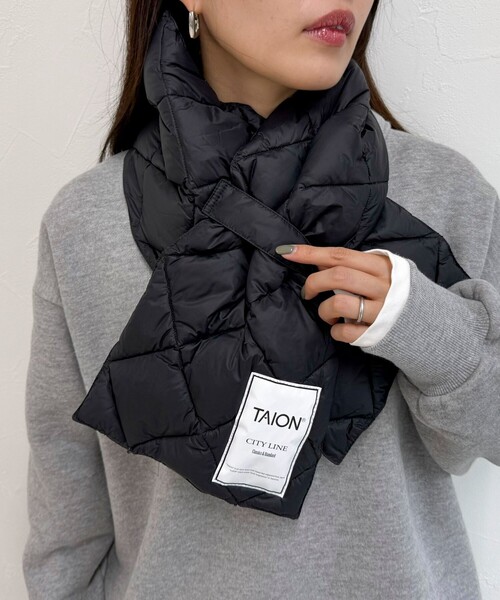 TAION（タイオン）の「【TAION/タイオン】CITYダウンスカーフ（ストール/ショール・レディース・ベージュ/ネイビー/ブラック/アイボリー・FREE）」の3枚目の写真