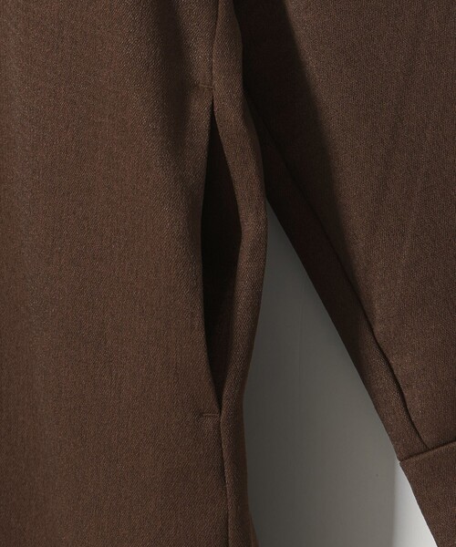 THOUSAND MILE(サウザンドマイル)の「<THOUSAND MILE>ハーフジップ ワンピース(ワンピース・レディース・ダークグレー/ダークブラウン・FREE)」の19枚目の写真