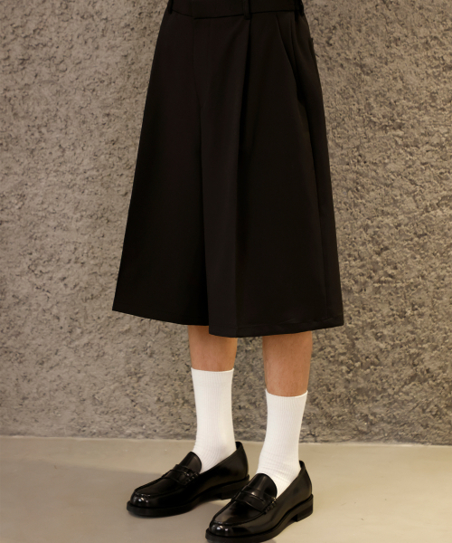 SIGNATURE（シグネチャ）の「スーパーワイドバermudaパンツ[ブラック]（その他パンツ・レディース・その他・MEDIUM/LARGE）」の9枚目の写真