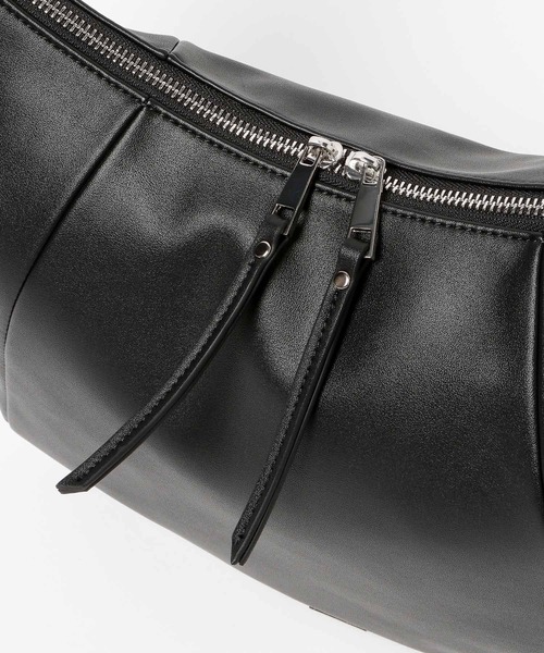 HARE（ハレ）の「クロワッサンショルダーBAG(HARE)（ショルダーバッグ・メンズ・ブラック・FREE）」の6枚目の写真