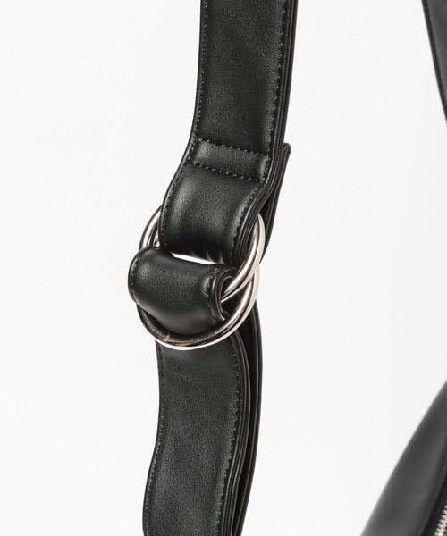 HARE（ハレ）の「クロワッサンショルダーBAG(HARE)（ショルダーバッグ・メンズ・ブラック・FREE）」の9枚目の写真