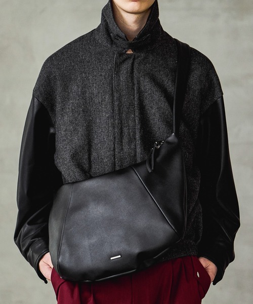 HARE（ハレ）の「クロワッサンショルダーBAG(HARE)（ショルダーバッグ・メンズ・ブラック・FREE）」の18枚目の写真