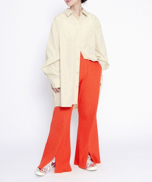 PUNYUS（プニュズ）の「フロントスリットフレアパンツ（その他パンツ・レディース・イエロー/レッド/カーキ/ブラック・1/2/3/4/5）」の5枚目の写真
