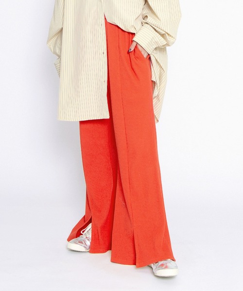 PUNYUS（プニュズ）の「フロントスリットフレアパンツ（その他パンツ・レディース・イエロー/レッド/カーキ/ブラック・1/2/3/4/5）」の8枚目の写真