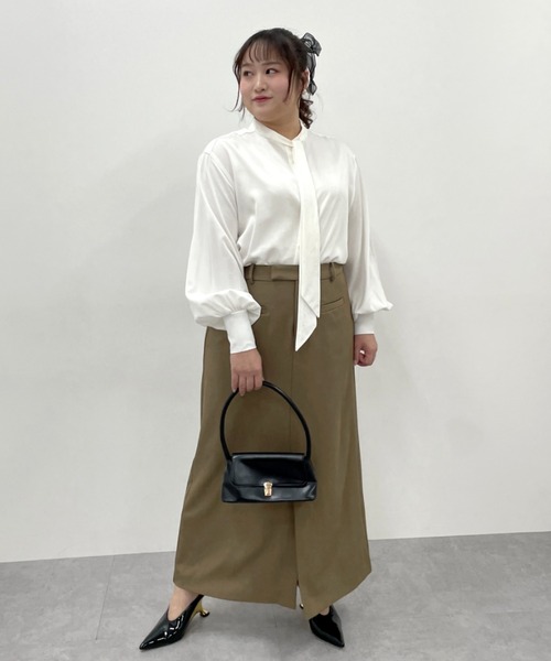 CHIC STYLE(シックスタイル)の「【セットアップ対応】タイトマキシスカート<大きいサイズ有>シックスタイル(スカート・レディース・モカ/ブラック・M/L/LL/3L/4L/5L)」の4枚目の写真