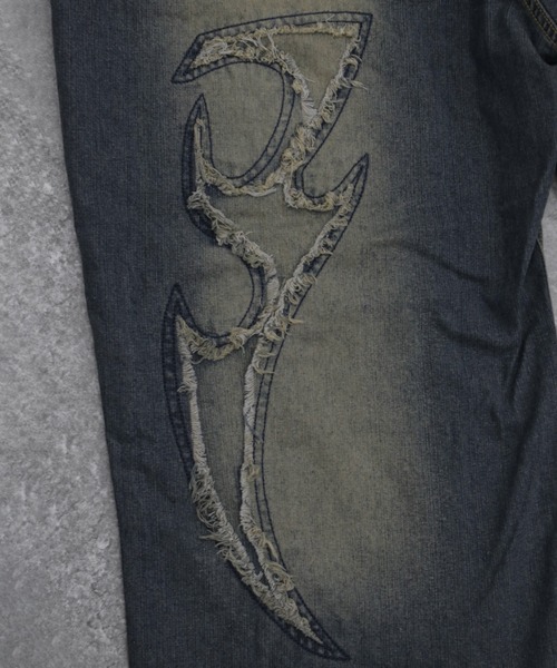 NYLAUS(ナイラス)の「【NYS】トライバル カットオフモチーフ バギーパンツ ワイドデニムパンツ(デニムパンツ・メンズ・ブラック/ブルー・M/L)」の11枚目の写真