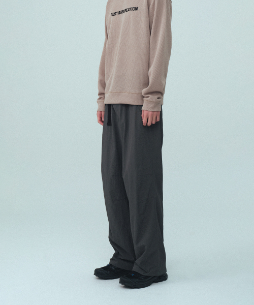 Rest&Recreation（レストアンドレクリエーション）の「NYLON PARACHUTE PANTS - GREY（その他パンツ・メンズ・その他・X-LARGE/LARGE）」の4枚目の写真