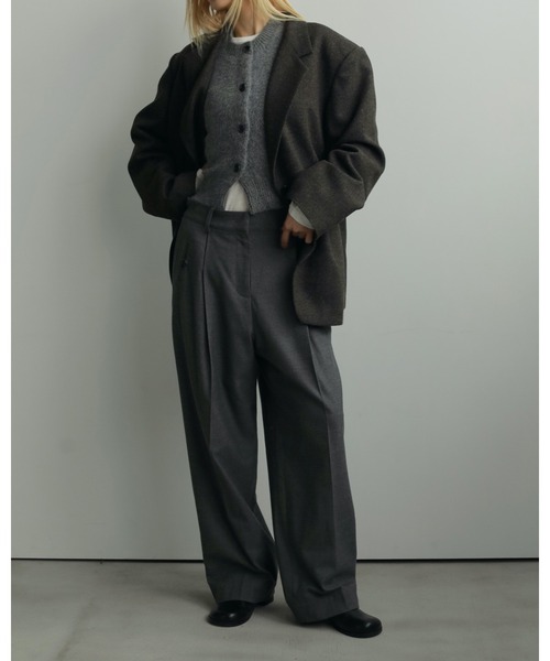 Crewneck Botton Vest（ベスト）｜anuke（アンヌーク）のファッション