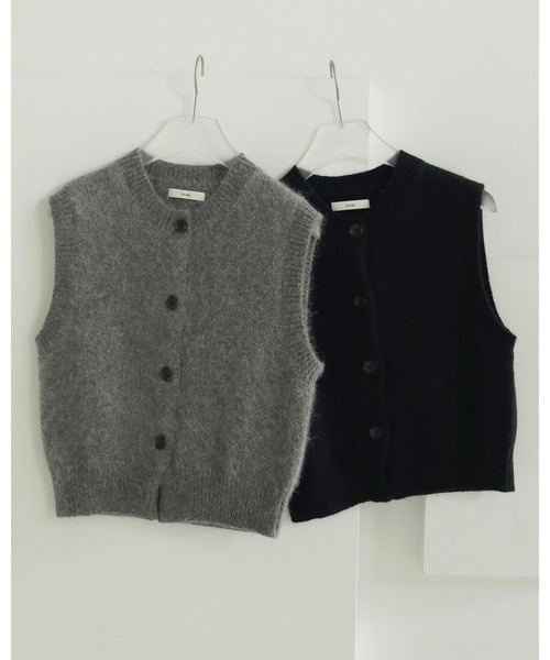 anuke（アンヌーク）の「Crewneck Botton Vest（ベスト）」 - WEAR