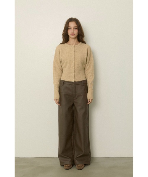 ALEXIA STAM(アリシアスタン)の「Fake Leather Wide Pants /裏起毛 フェイクレザーパンツ(その他パンツ・レディース・ブラウン/ブラック・S/M)」の19枚目の写真