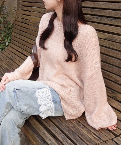 unnu(ユヌ)の「ワイドネックルーズニット(ニット/セーター・レディース・ブラック/アイボリー/ピンク・F)」の9枚目の写真