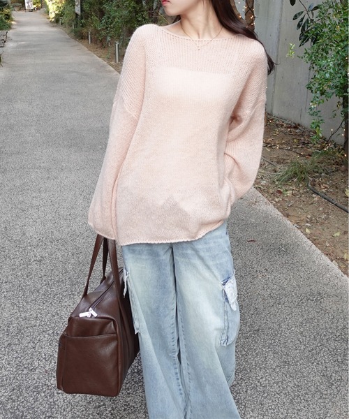 unnu(ユヌ)の「ワイドネックルーズニット(ニット/セーター・レディース・ブラック/アイボリー/ピンク・F)」の5枚目の写真