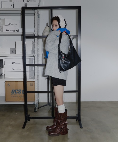 DTYYPE(ドタイプ)の「アイレットショルダーバッグ(ショルダーバッグ・レディース・ブラウン/ブラック/レッド・FREE)」の18枚目の写真