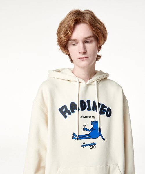 RADINEO(ラディネオ)の「チアーズ フードクリーム(パーカー・メンズ・その他・LARGE/MEDIUM/X-LARGE)」の1枚目の写真