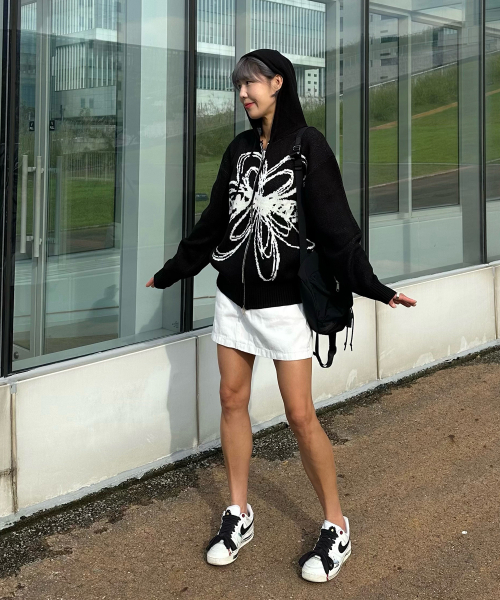 BLOND9(ブロンドナイン)の「フラワージャカードニットフードジップアップ(パーカー・レディース・その他・LARGE/MEDIUM/SMALL/X-LARGE/X-SMALL)」の13枚目の写真