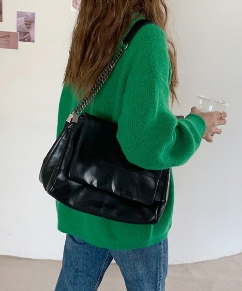 gossip!ロサンゼルス(ゴシップロサンゼルス)の「Y2Kガーリー大容量レトロショルダーバッグ(A5対応)(ショルダーバッグ・レディース・アイボリー/ブラック・FREE)」の3枚目の写真