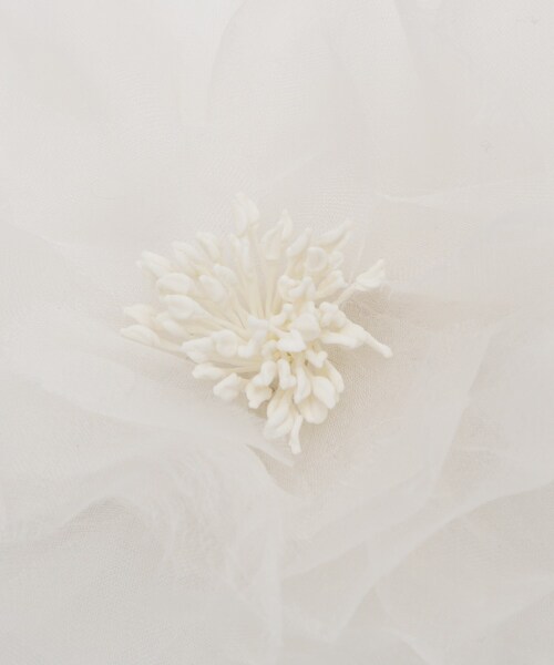 UNTITLED（アンタイトル）の「【Made In Japan】シルクコサージュ（ブローチ/コサージュ・レディース・ホワイト/ブラック・99）」の4枚目の写真