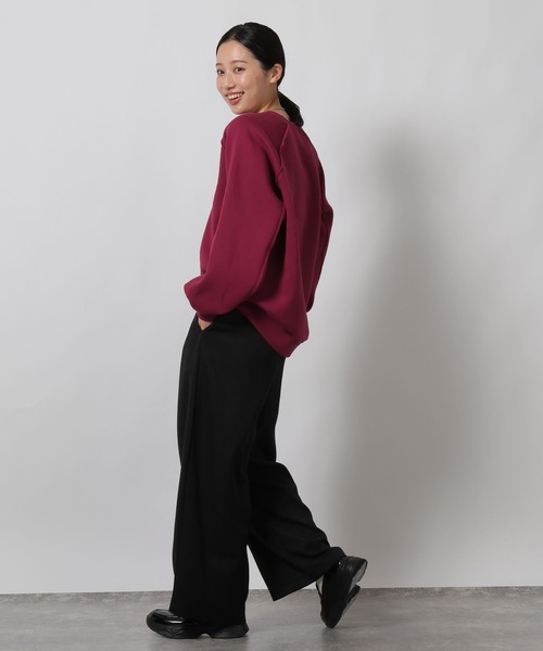 LAKOLE(ラコレ)の「裏起毛刺繍ロゴスウェット / 637524(スウェット・レディース・ボルドー/グリーン/オートミール/ブラック・FREE)」の12枚目の写真