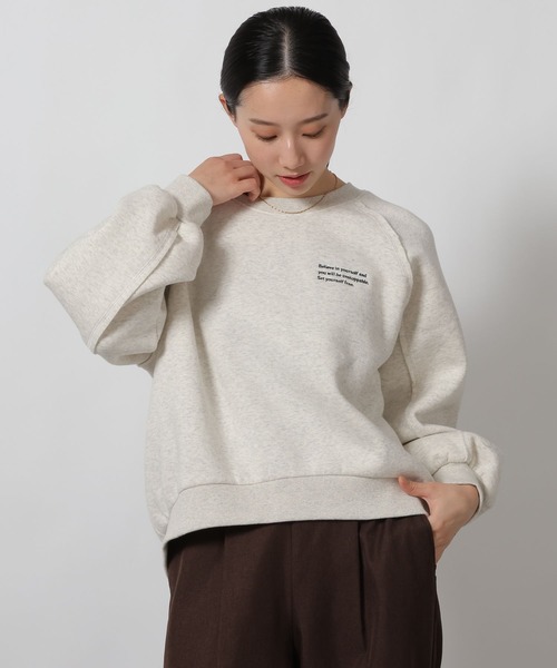 LAKOLE(ラコレ)の「裏起毛刺繍ロゴスウェット / 637524(スウェット・レディース・ボルドー/グリーン/オートミール/ブラック・FREE)」の9枚目の写真