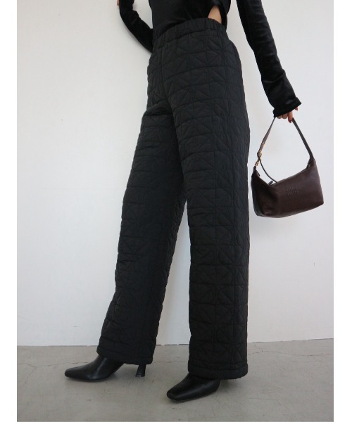 TRUNC（トランクエイティーエイト）の「Quilting Straight Pants / キルティングストレートパンツ（その他パンツ・レディース・ブラック・FREE）」の8枚目の写真