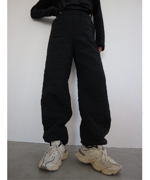 TRUNC（トランクエイティーエイト）の「Quilting Straight Pants / キルティングストレートパンツ（その他パンツ・レディース・ブラック・FREE）」の12枚目の写真