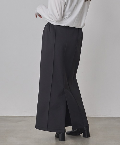 hunch(ハンチ)の「ダンボール タイトロングスカート(スカート・レディース・ブラック/ライトベージュ/チャコール・FREE)」の12枚目の写真