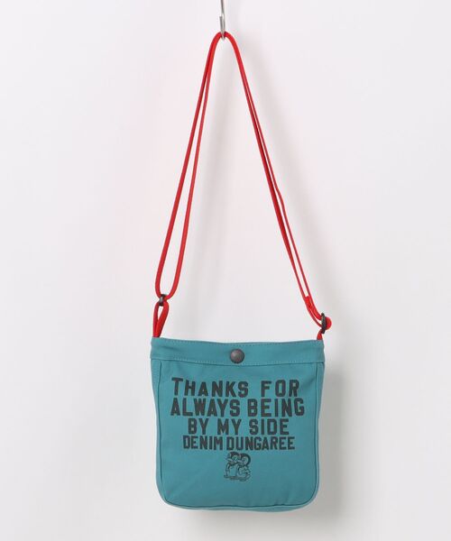 DENIM DUNGAREE(デニムダンガリー)の「Mini Newspaper Bag(ショルダーバッグ・キッズ・レッド/カーキ/オフホワイト/ブルー・FREE)」の4枚目の写真