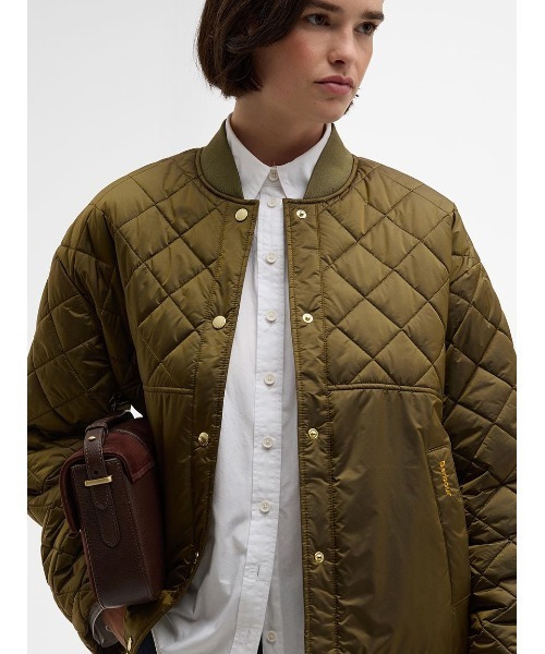 Barbour(バブアー)の「Wetherbyキルティングジャケット(その他アウター・レディース・オリーブ/ネイビー・8/10)」の6枚目の写真