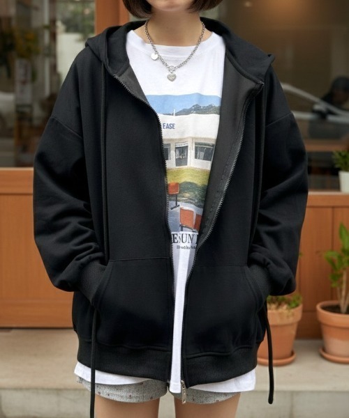 LAC-VERT（ラック・ヴェール）の「オーバーサイズZIPフーディー（パーカー・レディース・ブラック/アイボリー/グレー・FREE）」の3枚目の写真