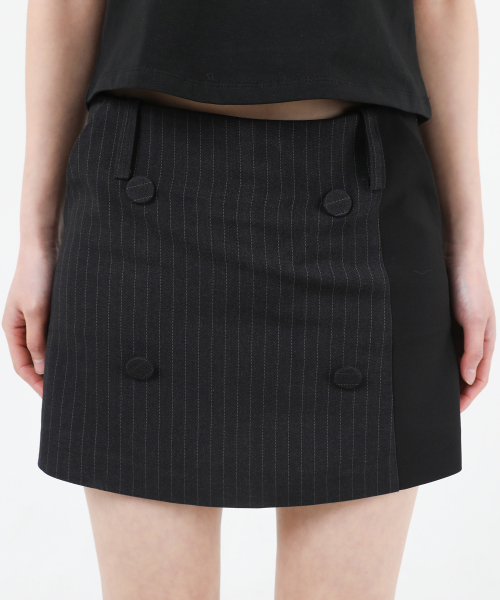 KATHARSIS(カタルシス)の「ミニスカートパンツ ブラックピンストライプ ONE SIZE(スカート・レディース・その他・ONE SIZE)」の7枚目の写真