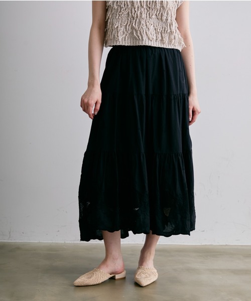 Trish（トリッシュ）の「レース刺繍ティアードロングスカート（スカート・レディース・ホワイト/ブラック・FREE）」の20枚目の写真