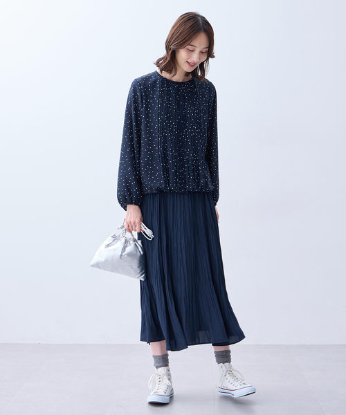 A/C DESIGN BY ALPHA CUBIC(エーシーデザインバイアルファキュービック)の「プリーツシフォンブラウス【無地・ドット柄】(Tシャツ/カットソー・レディース・オフホワイト/ピンク/ネイビー・M/L/LL/3L)」の11枚目の写真