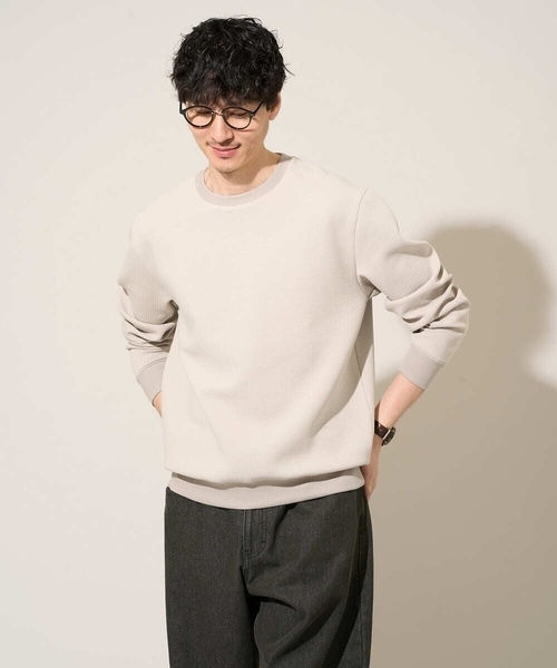 a.v.v（アーヴェヴェ）の「【イージーケア/洗濯機で洗える/毛玉になりにくい/ストレッチ】サッカーダンボールプルオーバー（Tシャツ/カットソー・メンズ・ライトグレー/ダークインディゴブルー/クリーム・48/50/46）」の2枚目の写真