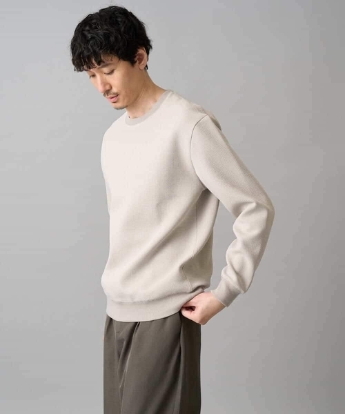 a.v.v（アーヴェヴェ）の「【イージーケア/洗濯機で洗える/毛玉になりにくい/ストレッチ】サッカーダンボールプルオーバー（Tシャツ/カットソー・メンズ・ライトグレー/ダークインディゴブルー/クリーム・48/50/46）」の22枚目の写真