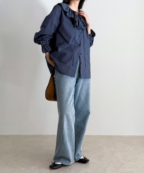 fredy emue（フレディエミュ）の「チェックフリルカラーブラウス（シャツ/ブラウス・レディース・ブルー系その他/ブラック系その他・38）」の3枚目の写真