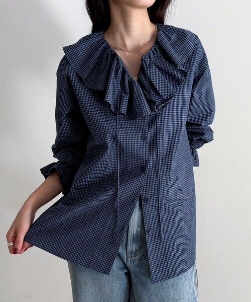 fredy emue（フレディエミュ）の「チェックフリルカラーブラウス（シャツ/ブラウス・レディース・ブルー系その他/ブラック系その他・38）」の7枚目の写真