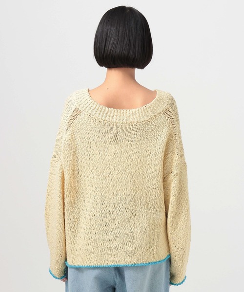 BAYFLOW（ベイフロー）の「[春まで着られる]カラーヘムVネックニットプルオーバー（ニット/セーター・レディース・ネイビー/グレイッシュベージュ/オフホワイト・FREE）」の21枚目の写真