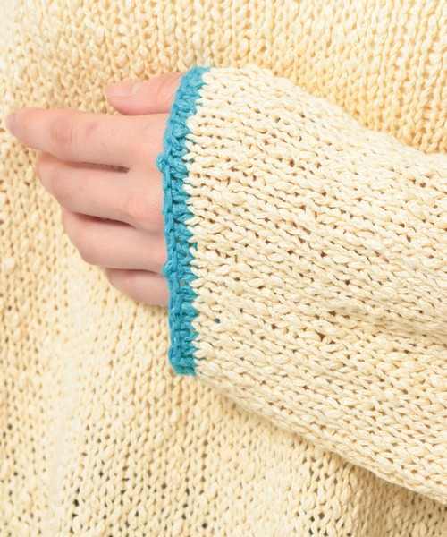 BAYFLOW（ベイフロー）の「[春まで着られる]カラーヘムVネックニットプルオーバー（ニット/セーター・レディース・ネイビー/グレイッシュベージュ/オフホワイト・FREE）」の16枚目の写真