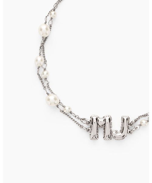 MARC JACOBS(マークジェイコブス)の「MJ BALLOON PEARL BRACELET/ザ パール MJ バルーン ブレスレット(ブレスレット・レディース・ゴールド/シルバー系その他・ONE SIZE)」の4枚目の写真