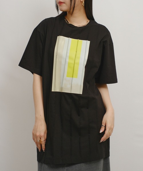 palm RICHE(ポームリシュ)の「プリーツプリントチュニックT(Tシャツ/カットソー・レディース・アイボリー/ブラック/イエロー×グリーン・M)」の19枚目の写真