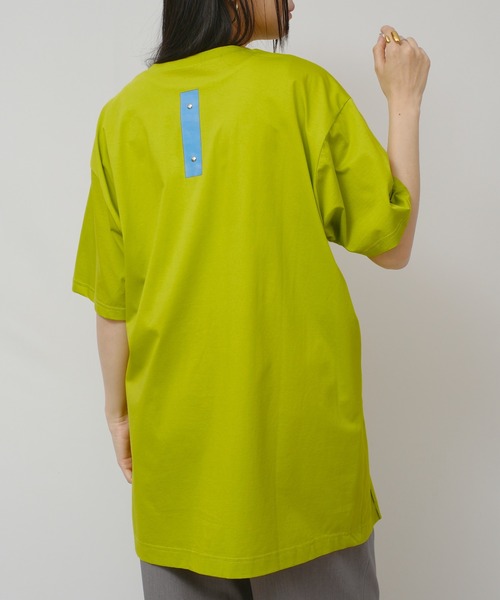 palm RICHE(ポームリシュ)の「プリーツプリントチュニックT(Tシャツ/カットソー・レディース・アイボリー/ブラック/イエロー×グリーン・M)」の10枚目の写真