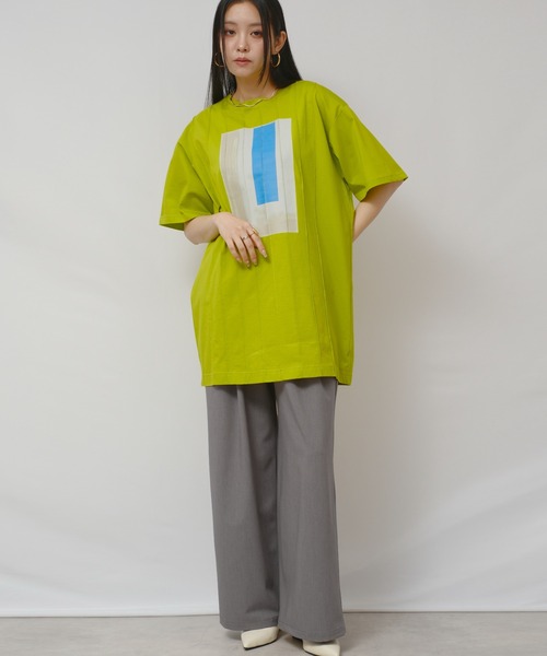 palm RICHE(ポームリシュ)の「プリーツプリントチュニックT(Tシャツ/カットソー・レディース・アイボリー/ブラック/イエロー×グリーン・M)」の12枚目の写真