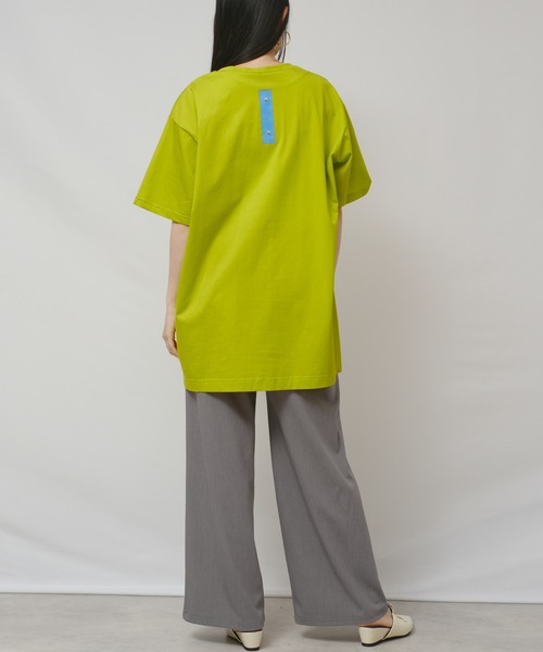 palm RICHE(ポームリシュ)の「プリーツプリントチュニックT(Tシャツ/カットソー・レディース・アイボリー/ブラック/イエロー×グリーン・M)」の14枚目の写真
