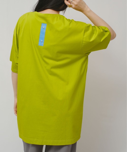 palm RICHE(ポームリシュ)の「プリーツプリントチュニックT(Tシャツ/カットソー・レディース・アイボリー/ブラック/イエロー×グリーン・M)」の16枚目の写真