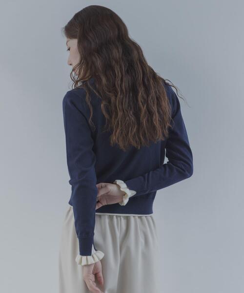 URBAN RESEARCH Sonny Label(アーバンリサーチサニーレーベル)の「配色フリルニットカーディガン(カーディガン/ボレロ・レディース・ブラウン/ネイビー/グレー・FREE)」の7枚目の写真